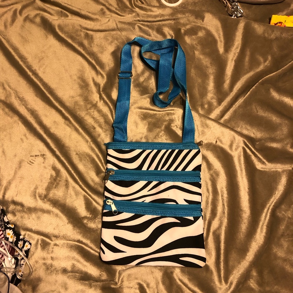 black&white&blue purse